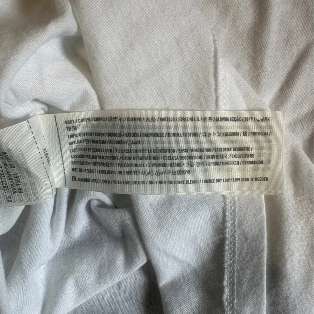 Abercrombie & Fitch Knotted Crew Neck Tee - Picture 4 of 4